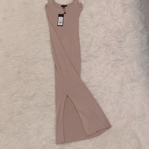 Dynamite small bodycon square neck dress. Nude colour, never worn. - Picture 3 of 5